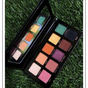 Violet Voss Essentials Eyeshadow Palette